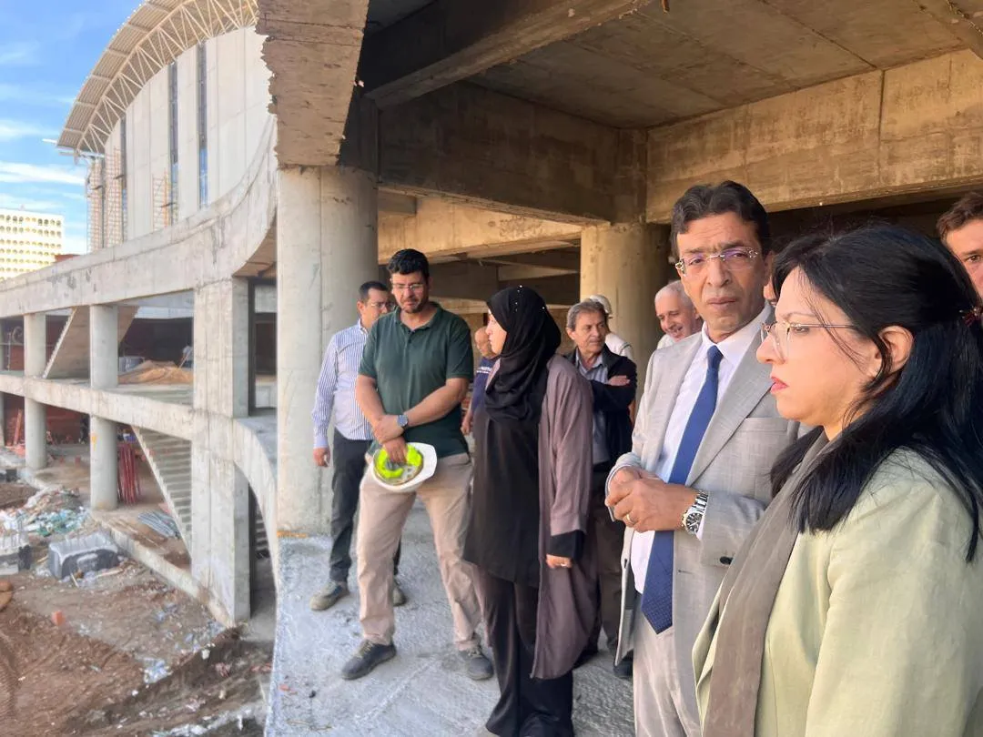 وزيرة التجارة تدعو لتسريع وتيرة إنجاز قصر المعارض الجديد