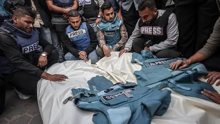 ارتفاع عدد الشهداء الصحفيين في غزة  إلى 239 منذ بداية العدوان