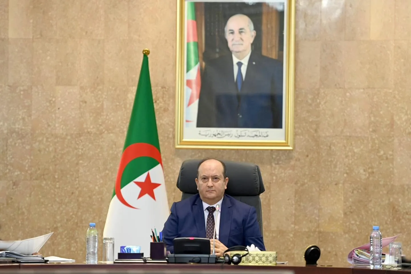 الوزير الأول سيفي غريب يترأس اجتماعا للحكومة..هذه مخرجاته
