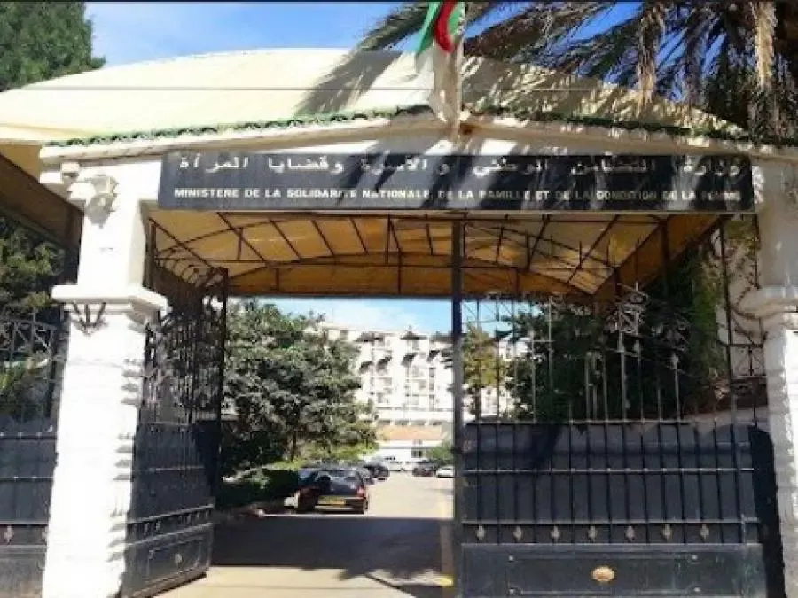 استكمال عملية صب المنحة المدرسية في آجالها المحددة