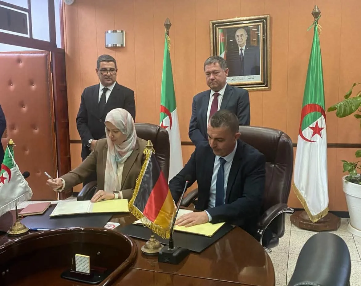 تعاون بين وزارة الصحة وشركة ألمانية لدعم التكفل بالأمراض النادرة