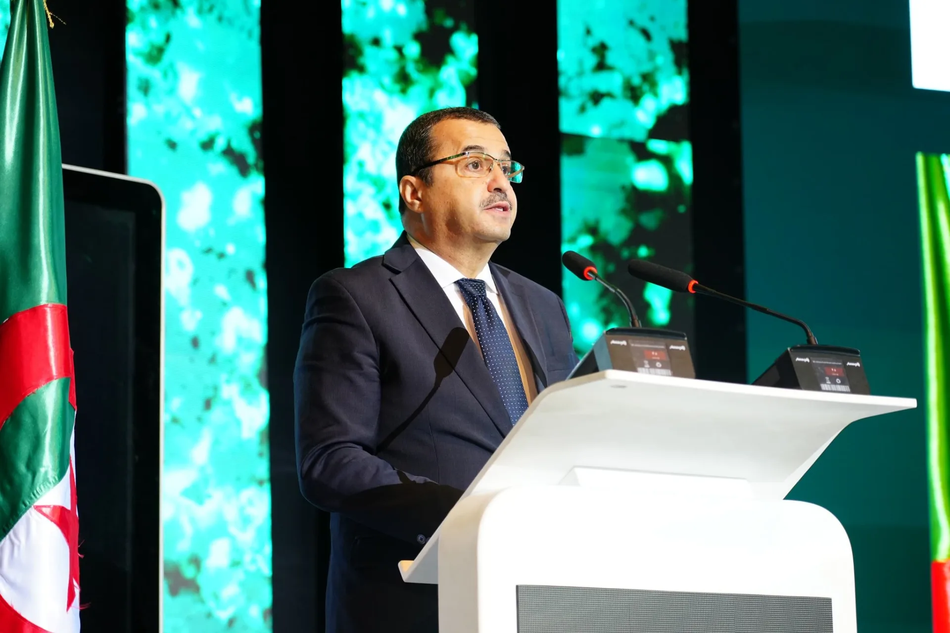 عرقاب: الغاز الطبيعي ركيزة أساسية في مزيج الطاقة