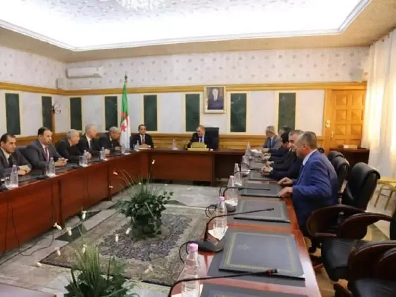 بوجمعة  يشرف على مراسم تنصيب مدير عام جديد  للديوان المركزي لقمع الفساد