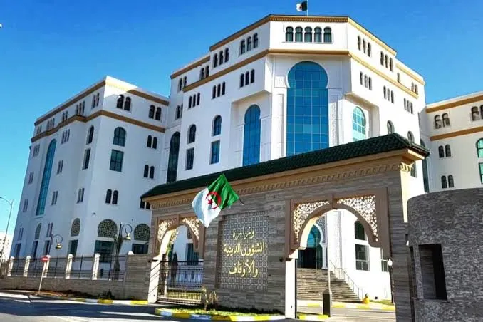 فتح باب التوظيف لـ500 منصب في قطاع الشؤون الدينية