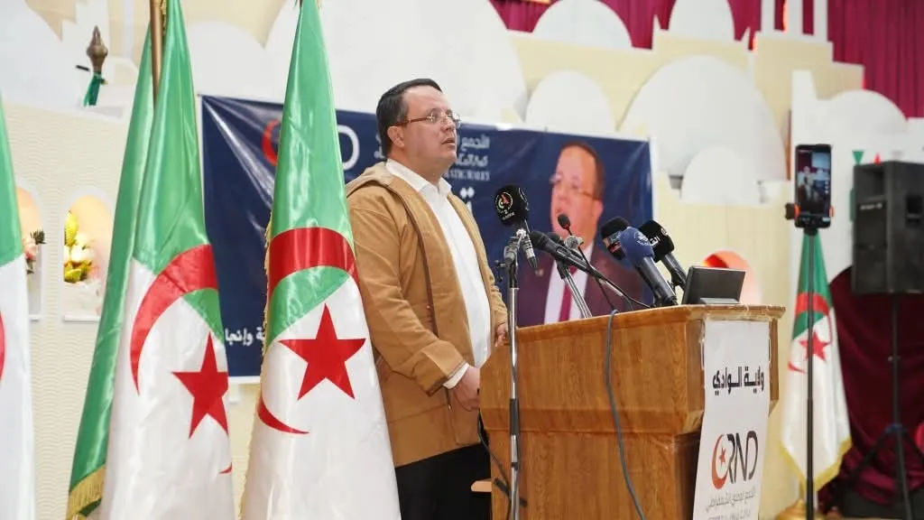 بودن:الجزائريون محتاجون للطاقة الإيجابية لبناء جزائر السبعينات والثمانينات