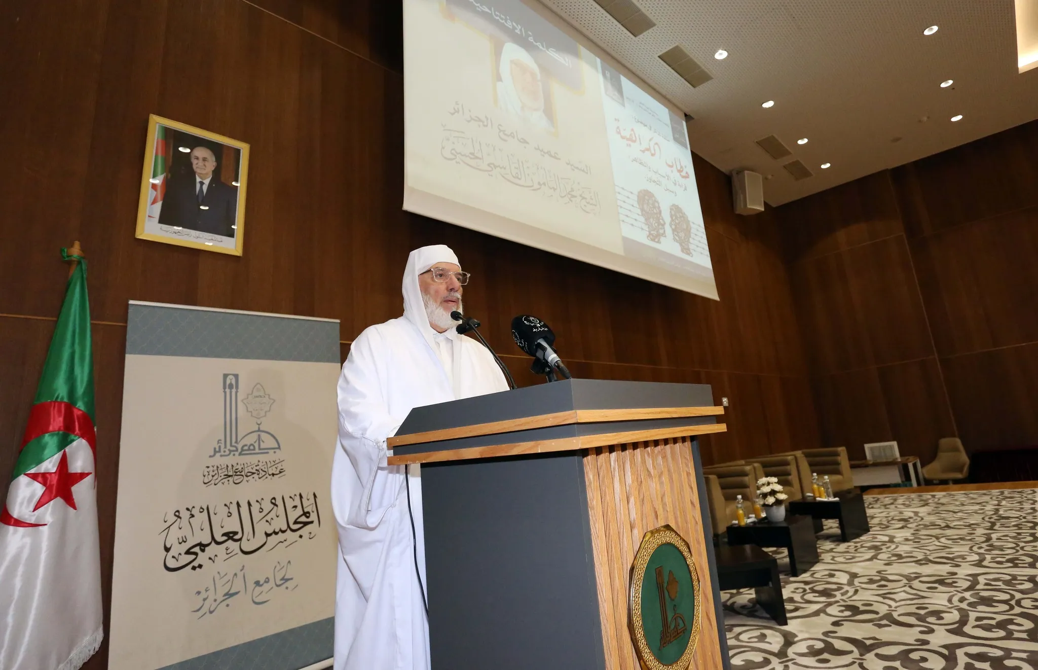 في زمن التوتر وخطاب الكراهية...القاسمي يطالب بحراسة اللسان وحماية الوطن