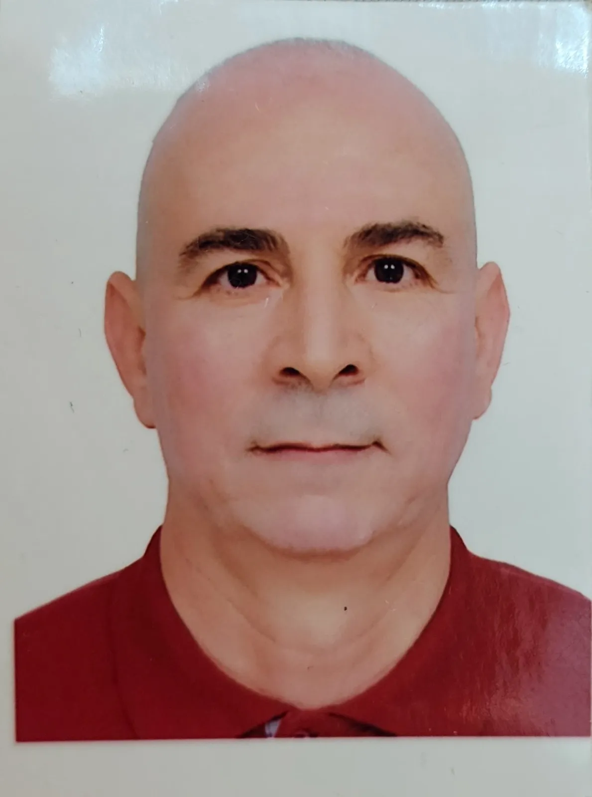 وزير الاتصال يعزي في وفاة الصحفي مسعود بوصوار
