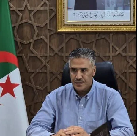 وزير السكن يسدي تعليمات هامة للتكفل بالسكنات المتضررة من الحرائق