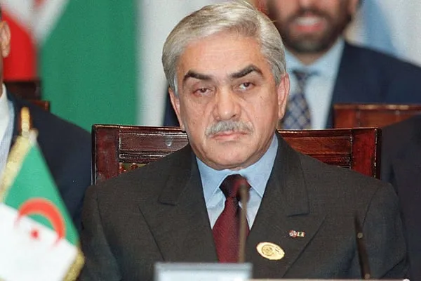 زروال: شعبنا استرجع سيادته بأثمان باهظة