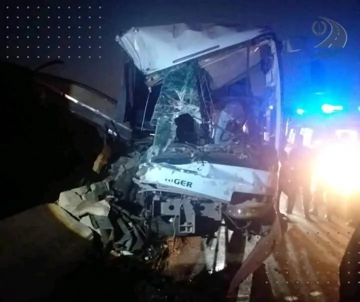 وفاة 3 أشخاص وإصابة 31 آخرين في حادث مرور بعين الدفلى