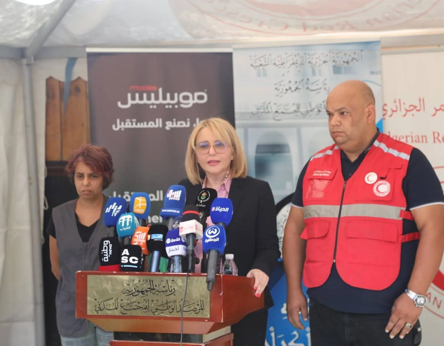 حملاوي تشرف على إطلاق حملة وطنية للتحسيس والوقاية من داء الكلب