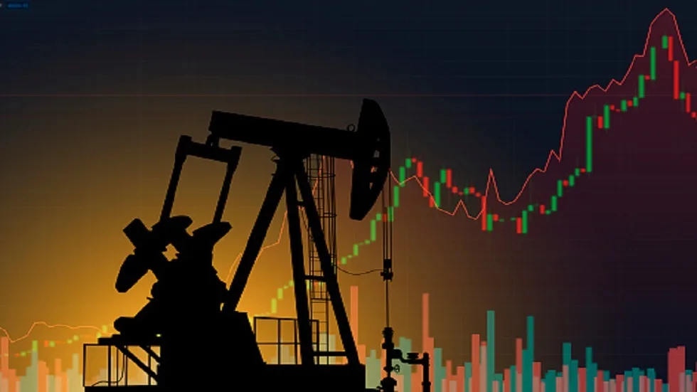 ارتفاع أسعار النفط عالميا وسط توترات جيوسياسية وعقوبات محتملة