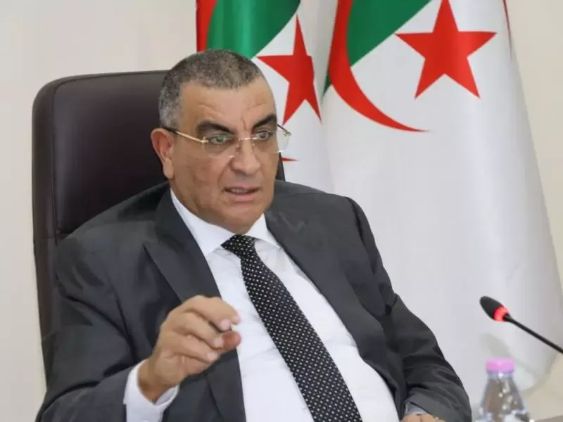 جلاوي يشدّد على استكمال مشروعي الطريقين الجديدين بالمدية ومعسكر