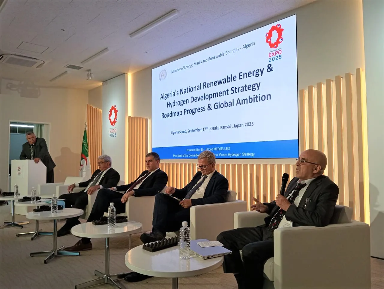 الجزائر تنظم ندوة علمية حول الإستراتيجية الوطنية لتطوير الطاقة المتجددة