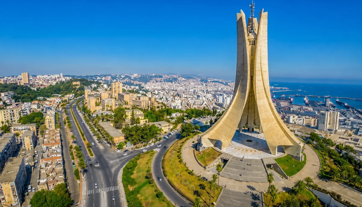 تتويج 5 بلديات بجائزة أفضل بلدية محافظة على البيئة