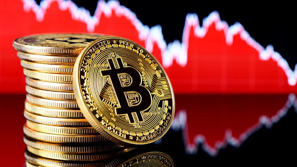 البيتكوين تتجه لتسجيل الهبوط الأسبوعي الثالث على التوالي